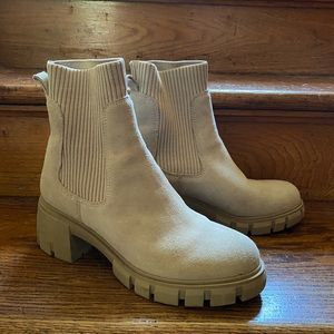 Steve Madden Hayle Platform Chelsea Boot